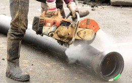 обрезка трубы